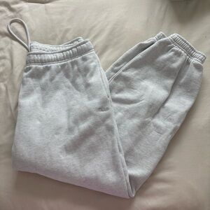 Aritzia TNA Sweatpants